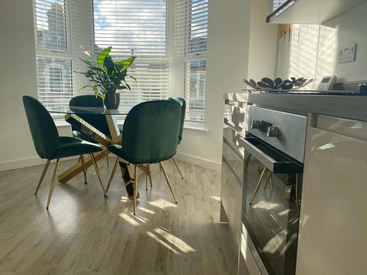 Stylish Pontcanna Flat Near City Centre Cardiff Extérieur photo